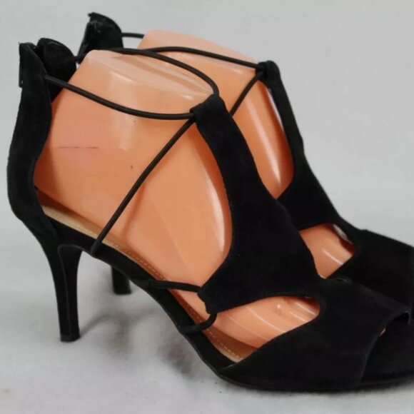 Tahari Dara Black Suede Heels Size 7.5 - Picture 2 of 5